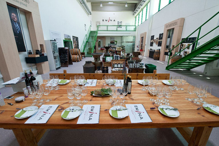 bodegas-emina-rueda-mesa