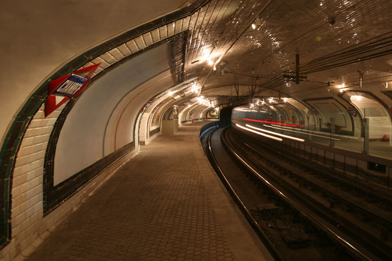 metro-chamberi-tunel