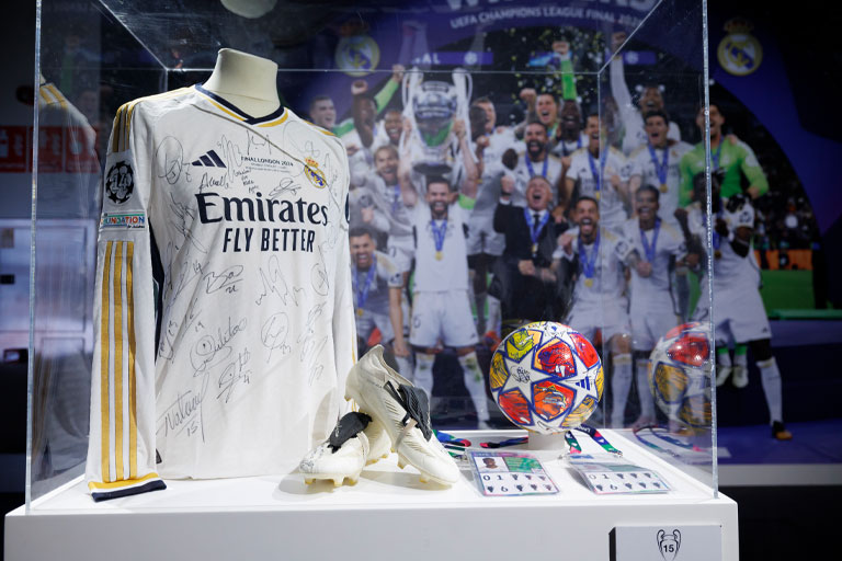 real-madrid-classic-vitrina