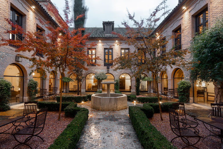parador-chinchon-cocido-interior